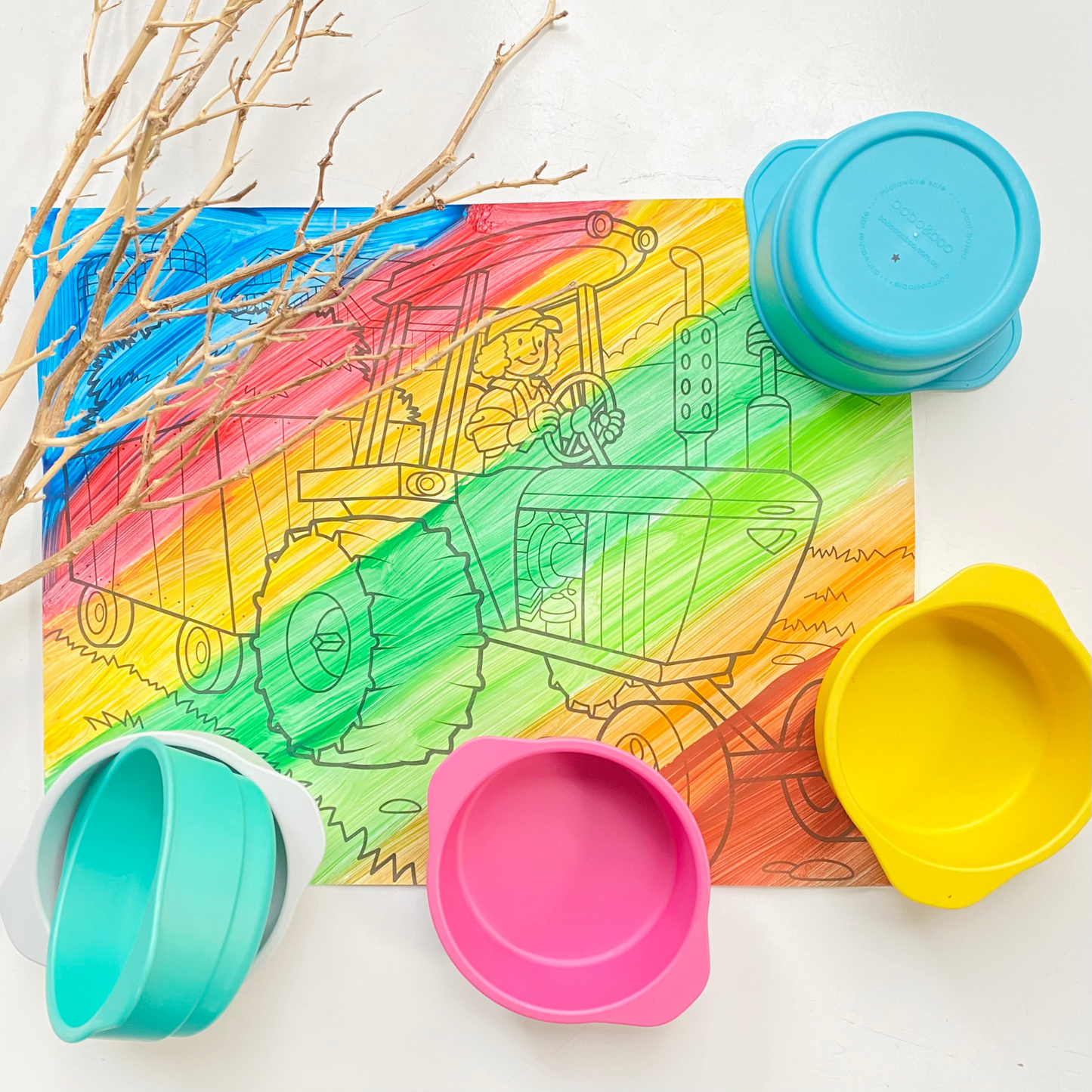 bobo&boo vibrant plant-based snack bowls with a colourful picture