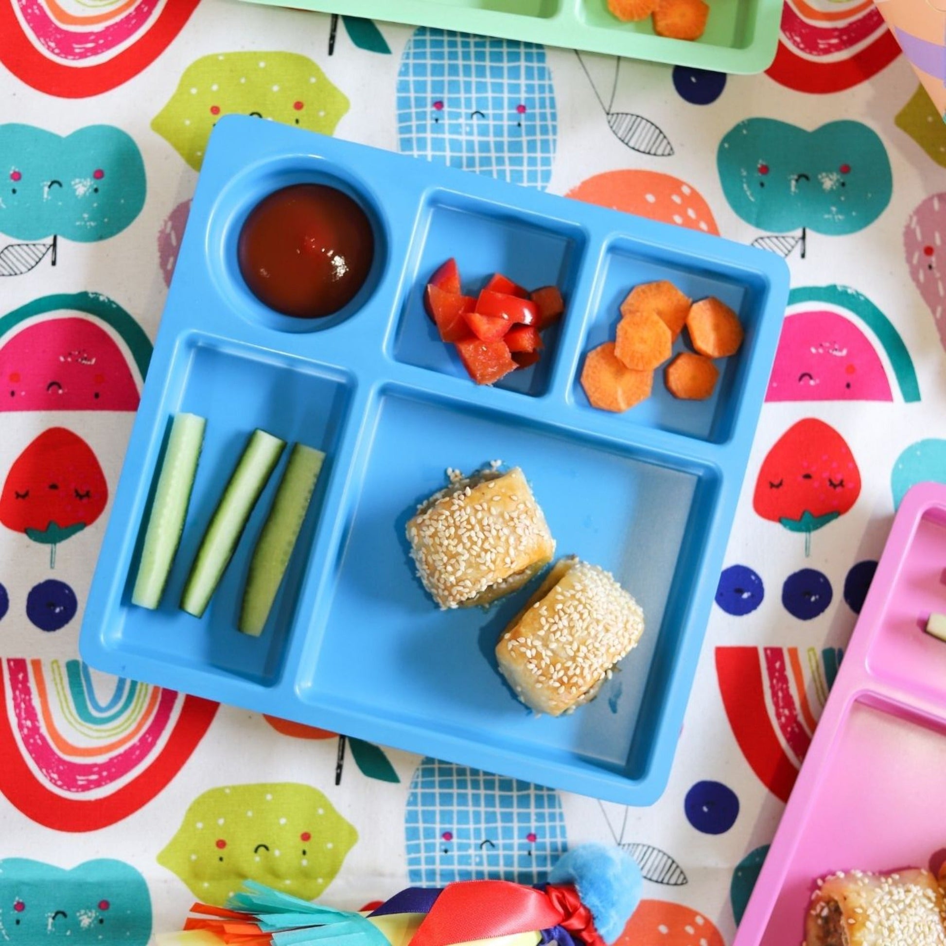 Bamboo baby suction plates for cookies